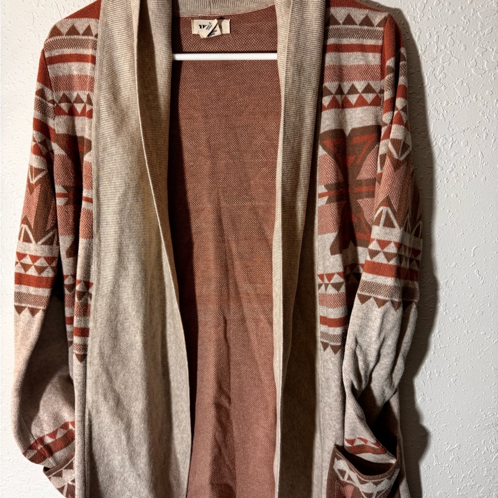 Women's Geometric Pattern Cardigan - Beige and Brown